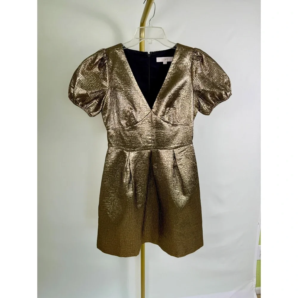 LOFT Metallic Jacquard V-Neck Puff Sleeve Mini Flare Dress Women's Size 2 Gold‎